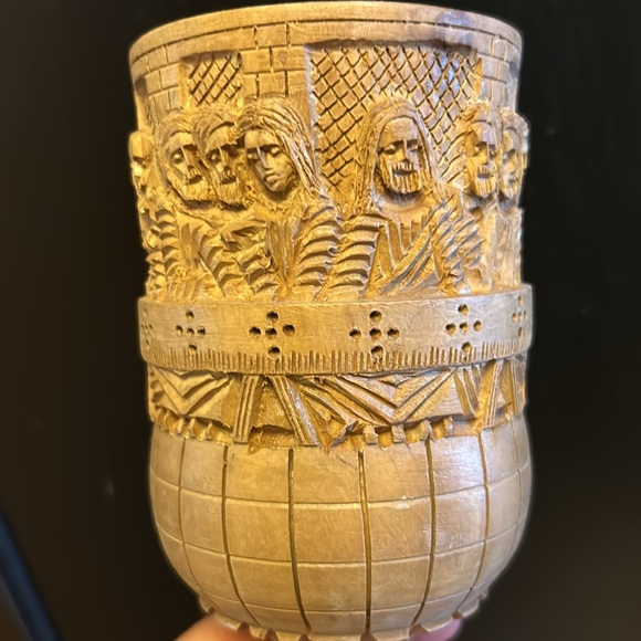 Vintage Hand Carved Olive Wood Chalice Cup w/ Jerusalem Last Supper & Jesus - Picture 7 of 14